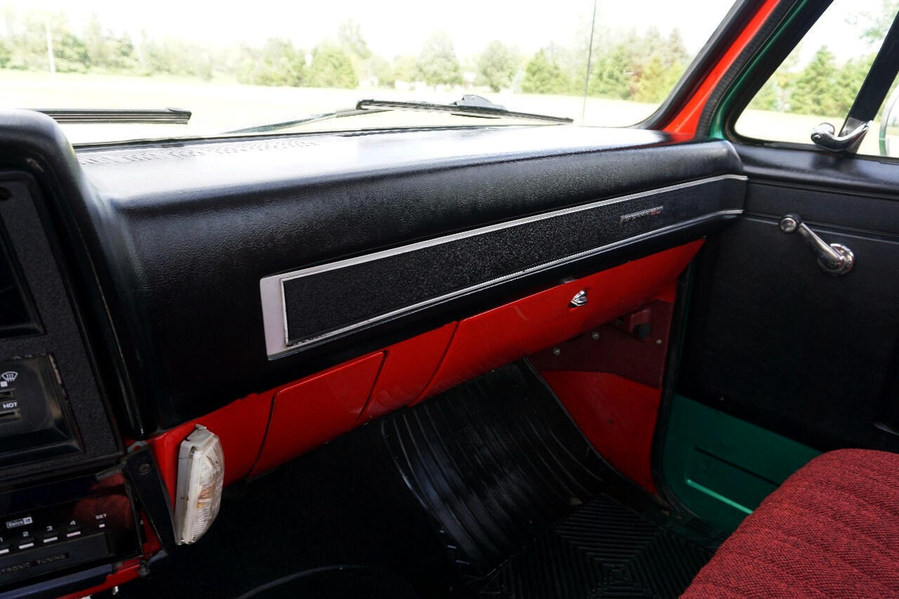 GMC-R3500-1989-Car-Hauler-30