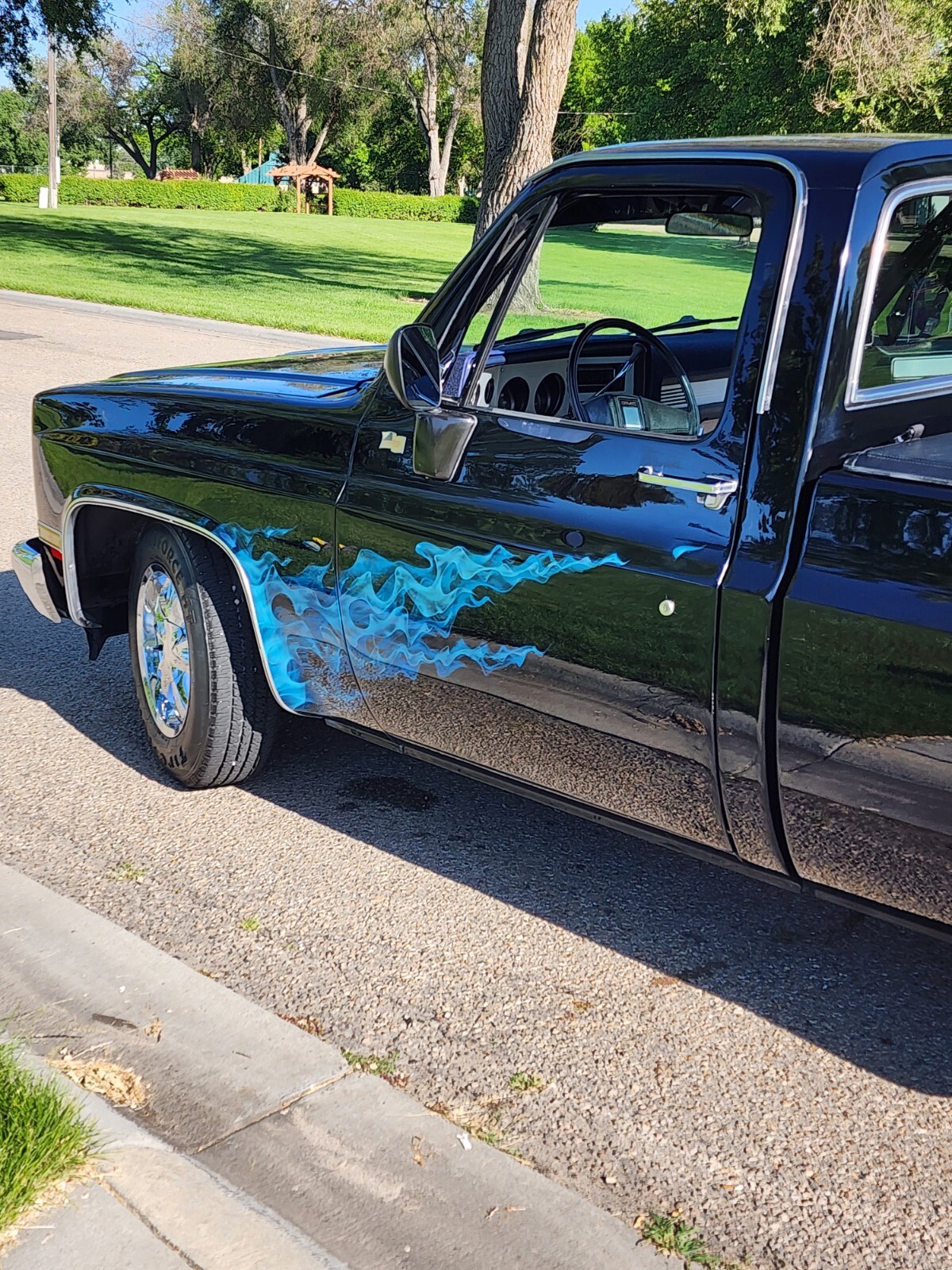 GMC-Sierra-1500-1981-Cab-Chassis-14
