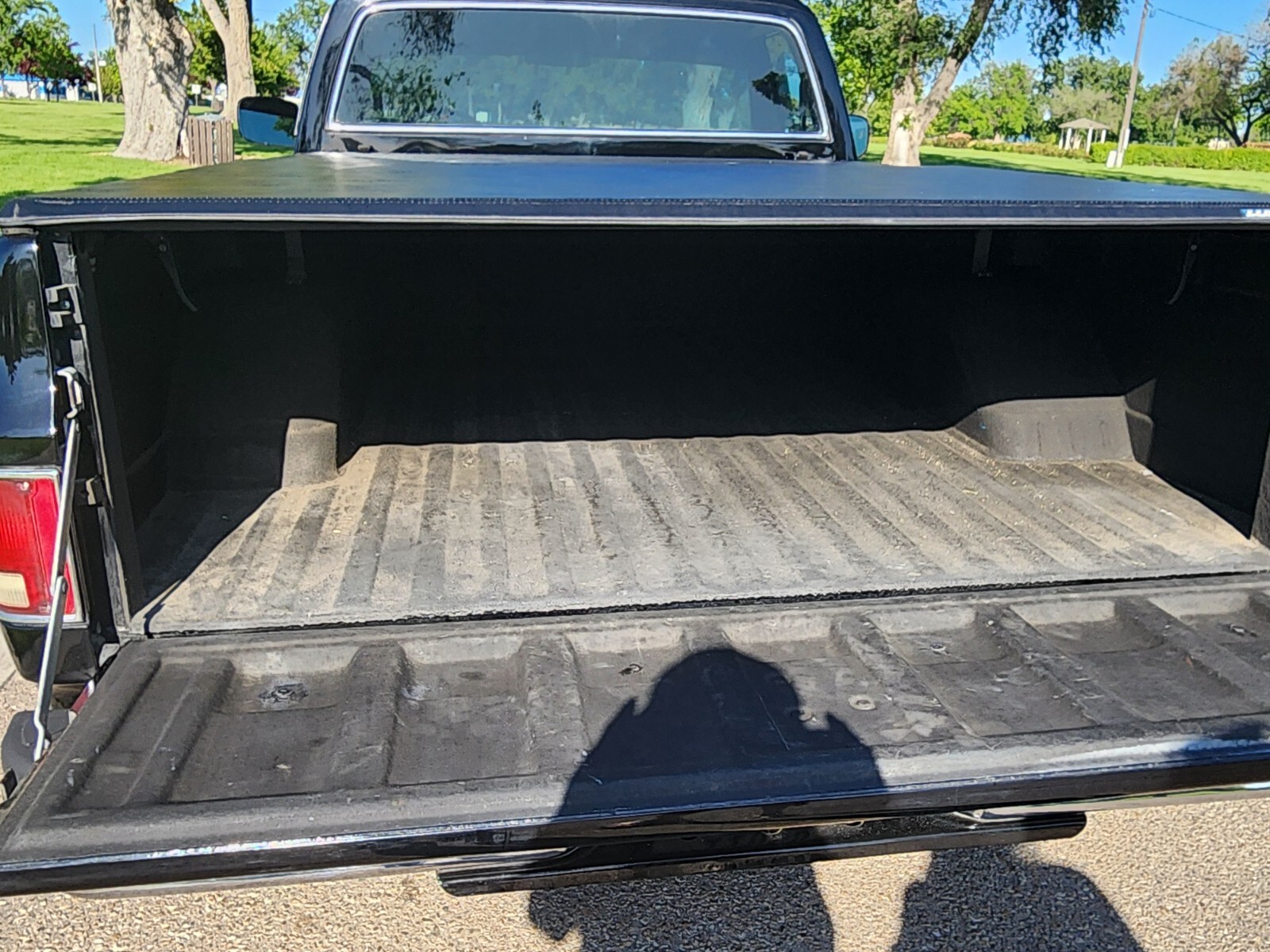 GMC-Sierra-1500-1981-Cab-Chassis-22