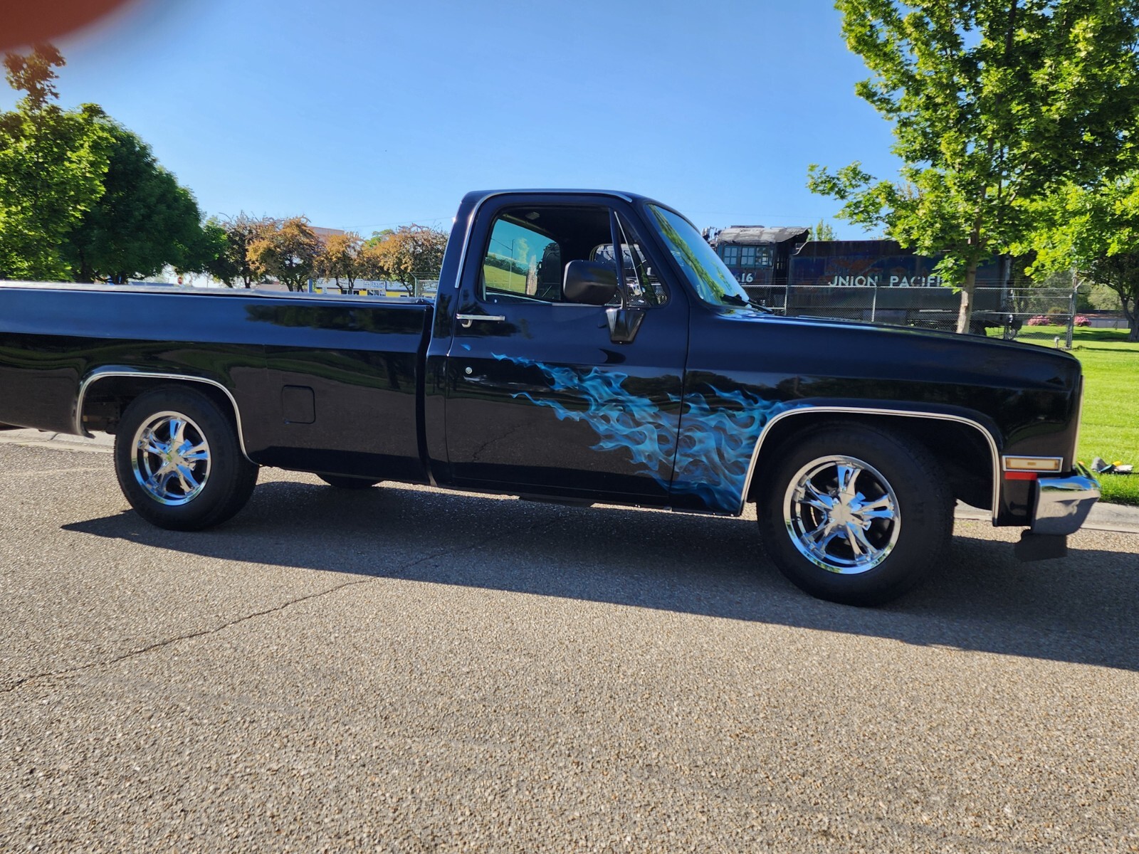 GMC-Sierra-1500-1981-Cab-Chassis-5