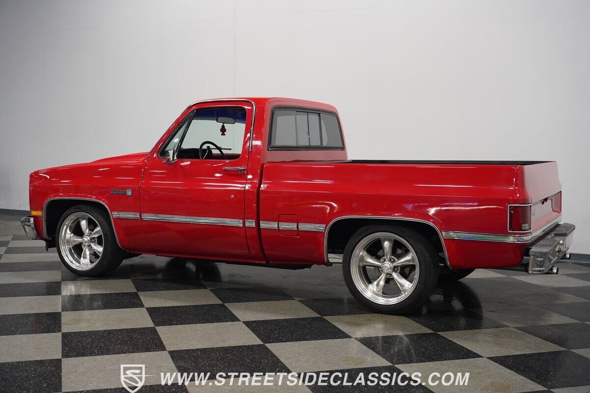 GMC-Sierra-1500-1986-Pickup-Truck-10