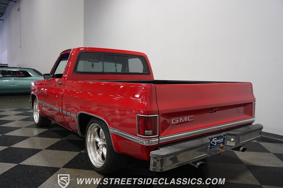 GMC-Sierra-1500-1986-Pickup-Truck-12