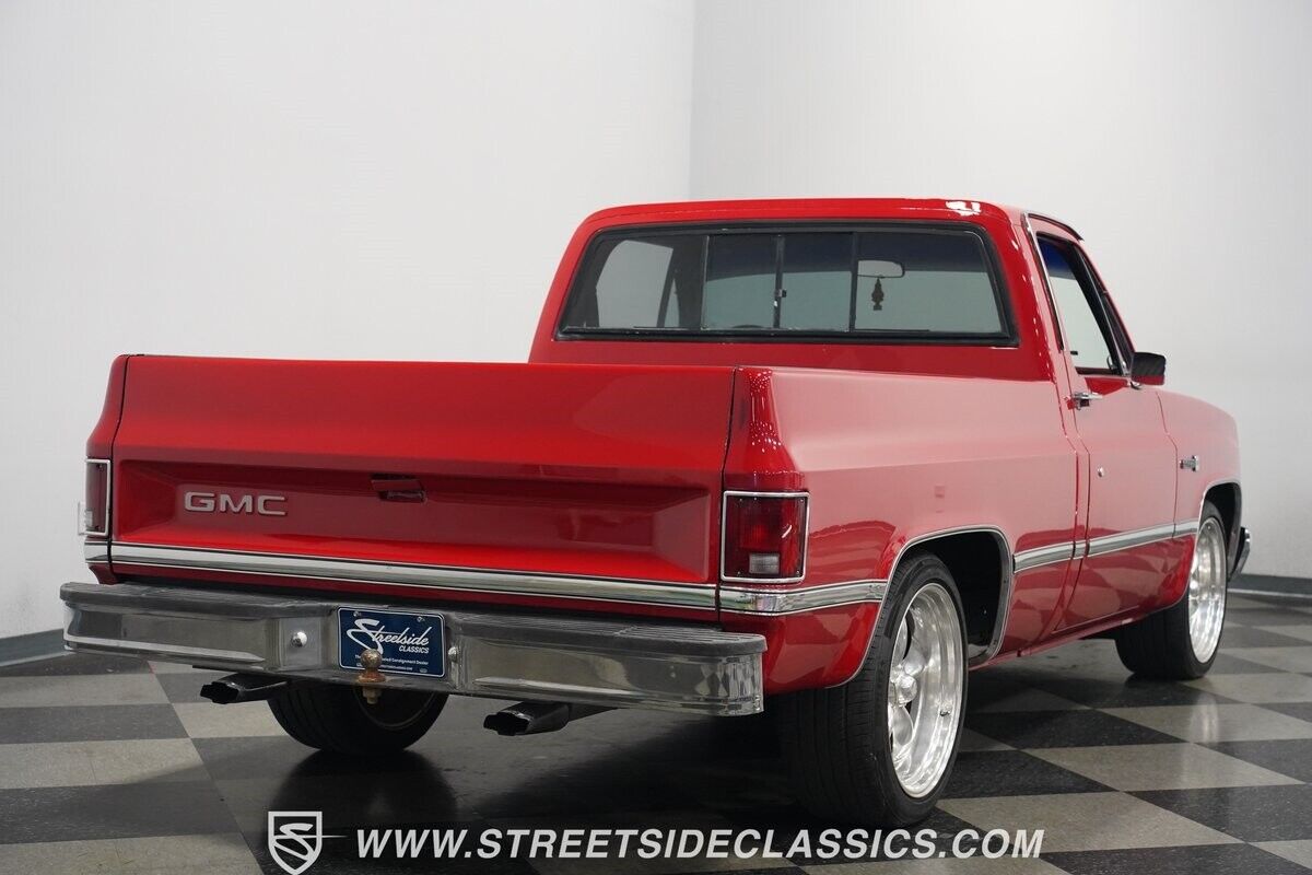 GMC-Sierra-1500-1986-Pickup-Truck-14