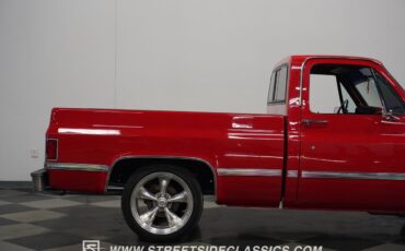 GMC-Sierra-1500-1986-Pickup-Truck-33