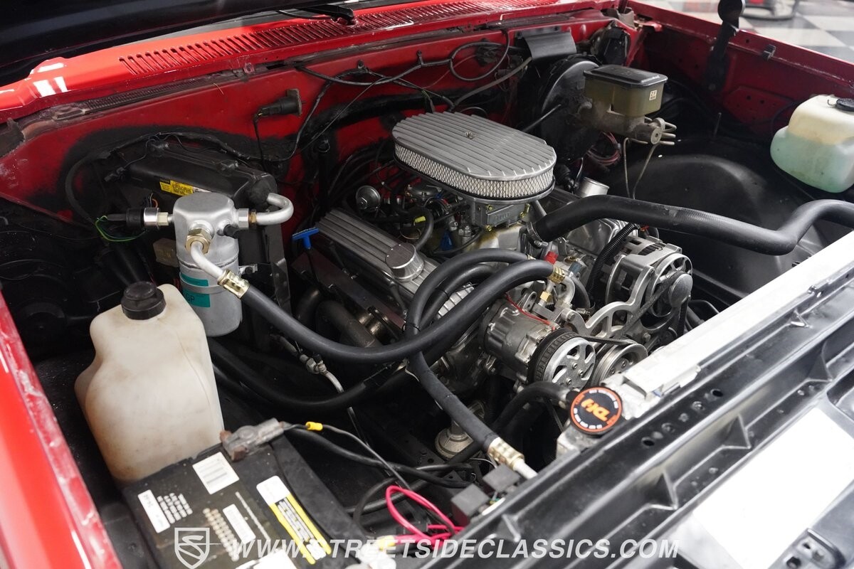 GMC-Sierra-1500-1986-Pickup-Truck-36