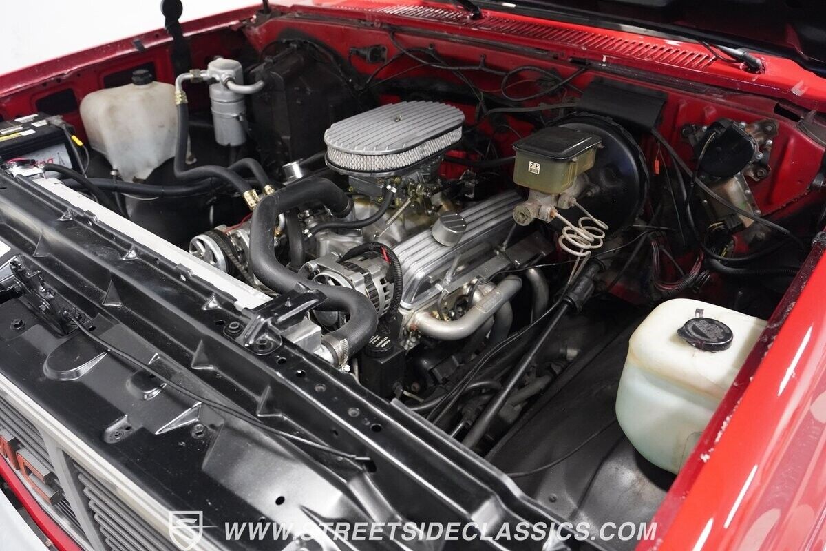 GMC-Sierra-1500-1986-Pickup-Truck-39