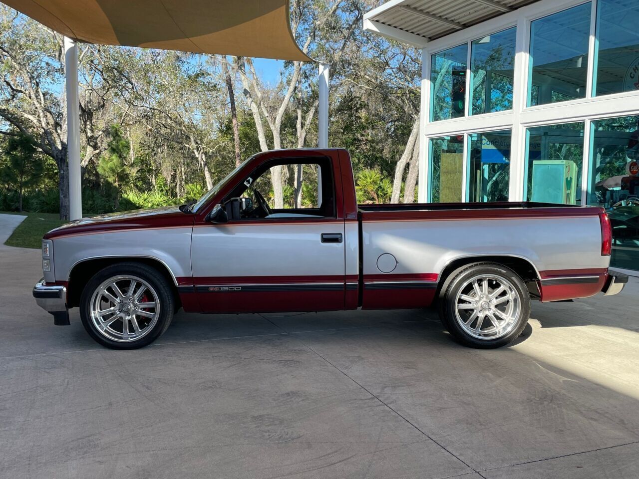 GMC-Sierra-1500-1988-Pickup-Truck-10