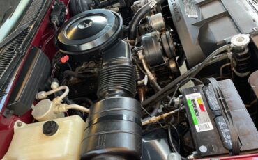 GMC-Sierra-1500-1988-Pickup-Truck-34