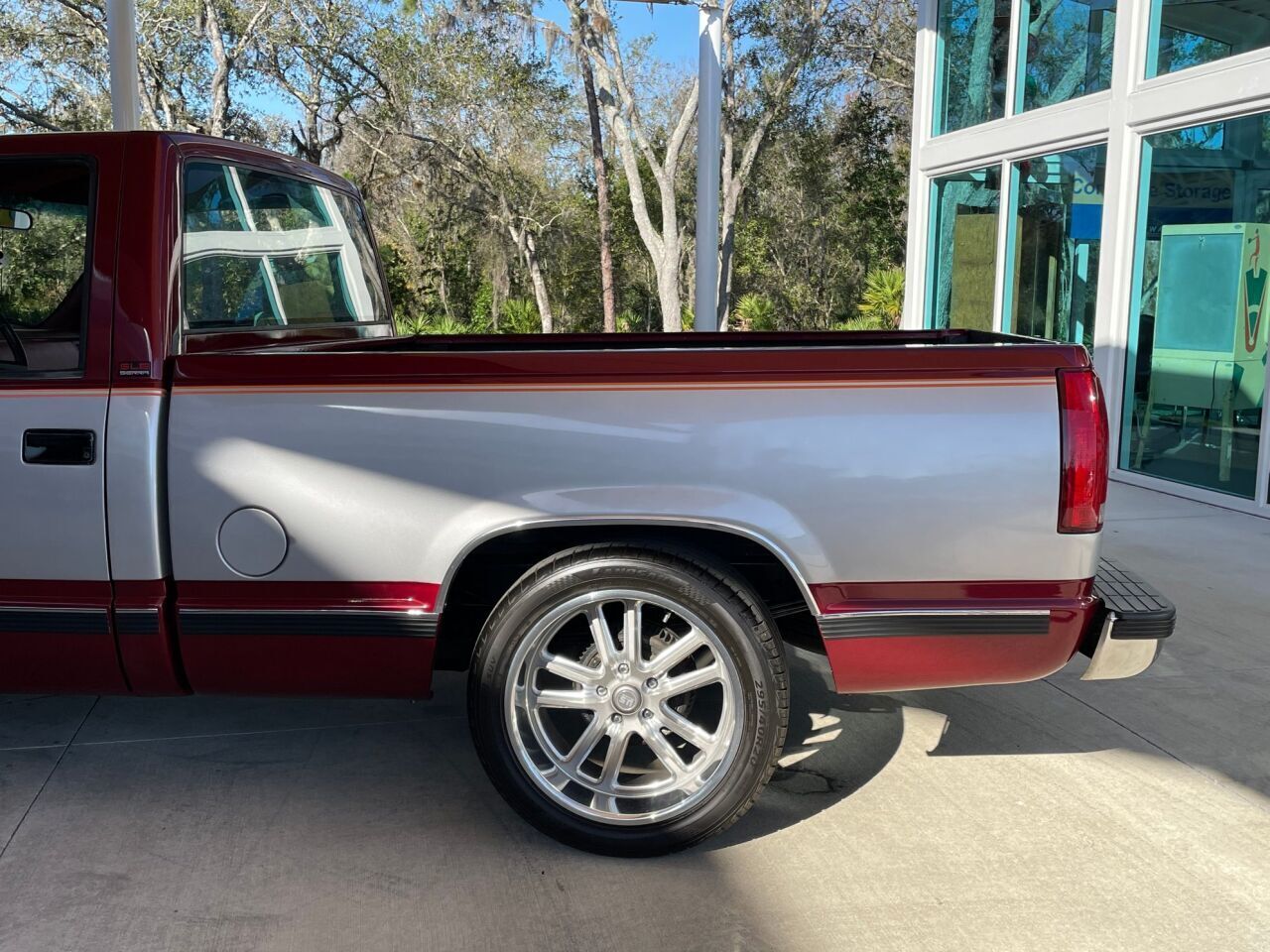 GMC-Sierra-1500-1988-Pickup-Truck-9