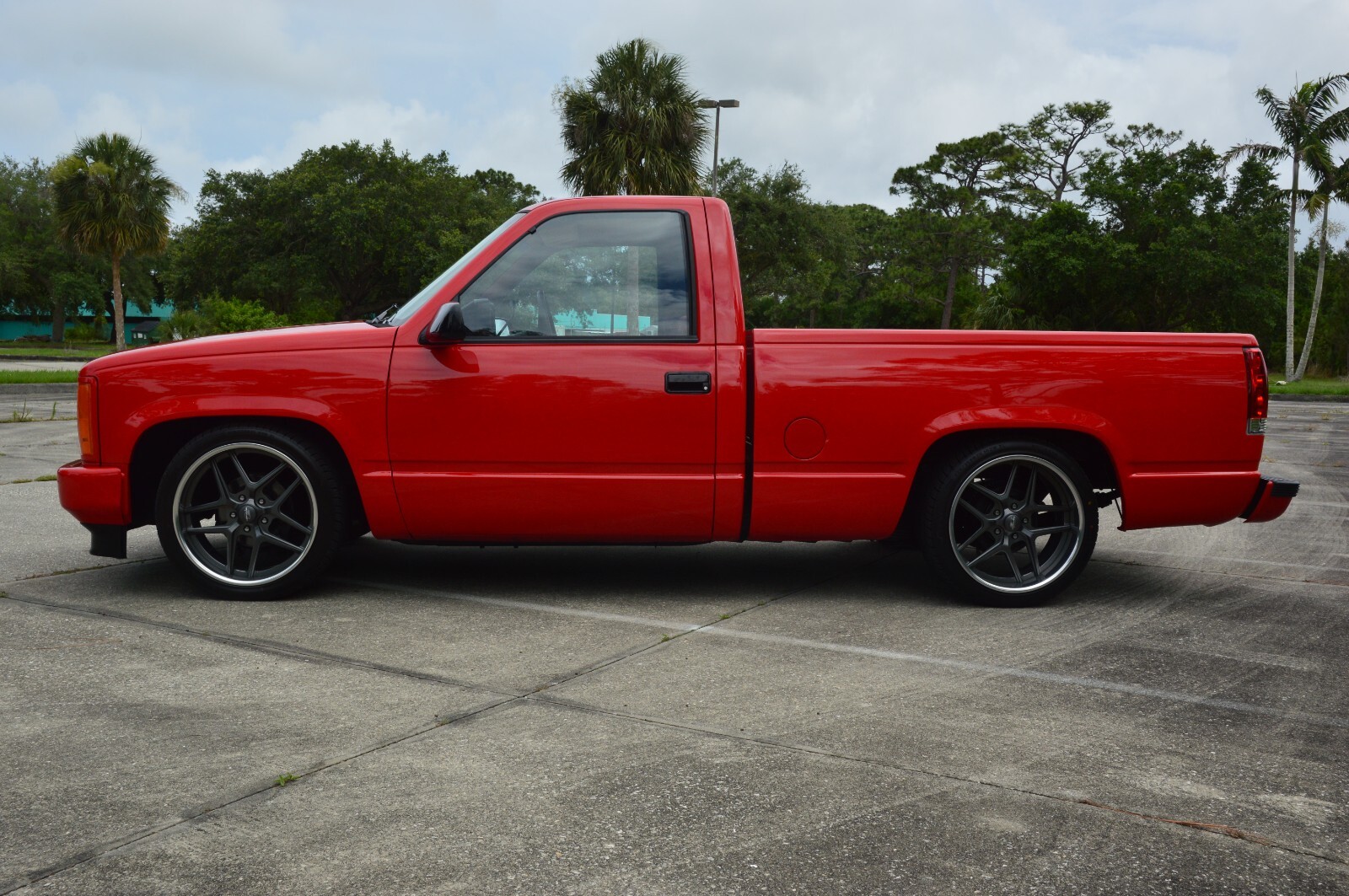GMC-Sierra-1500-1989-Pickup-Truck-2