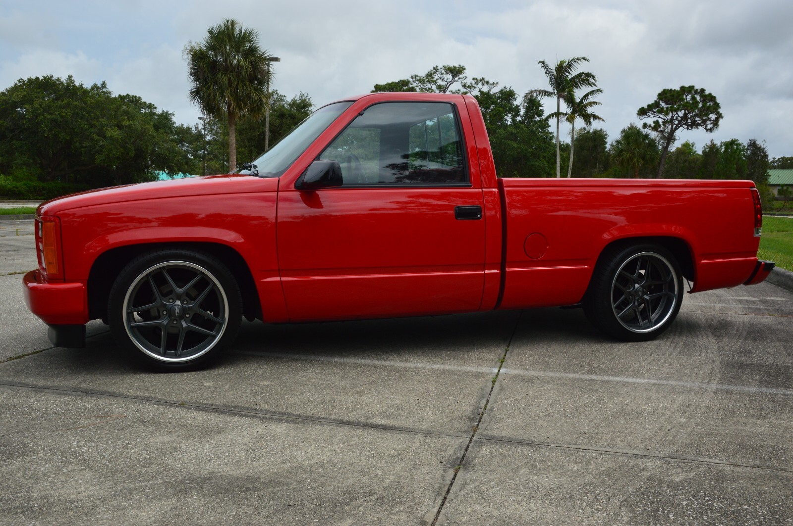 GMC-Sierra-1500-1989-Pickup-Truck-3