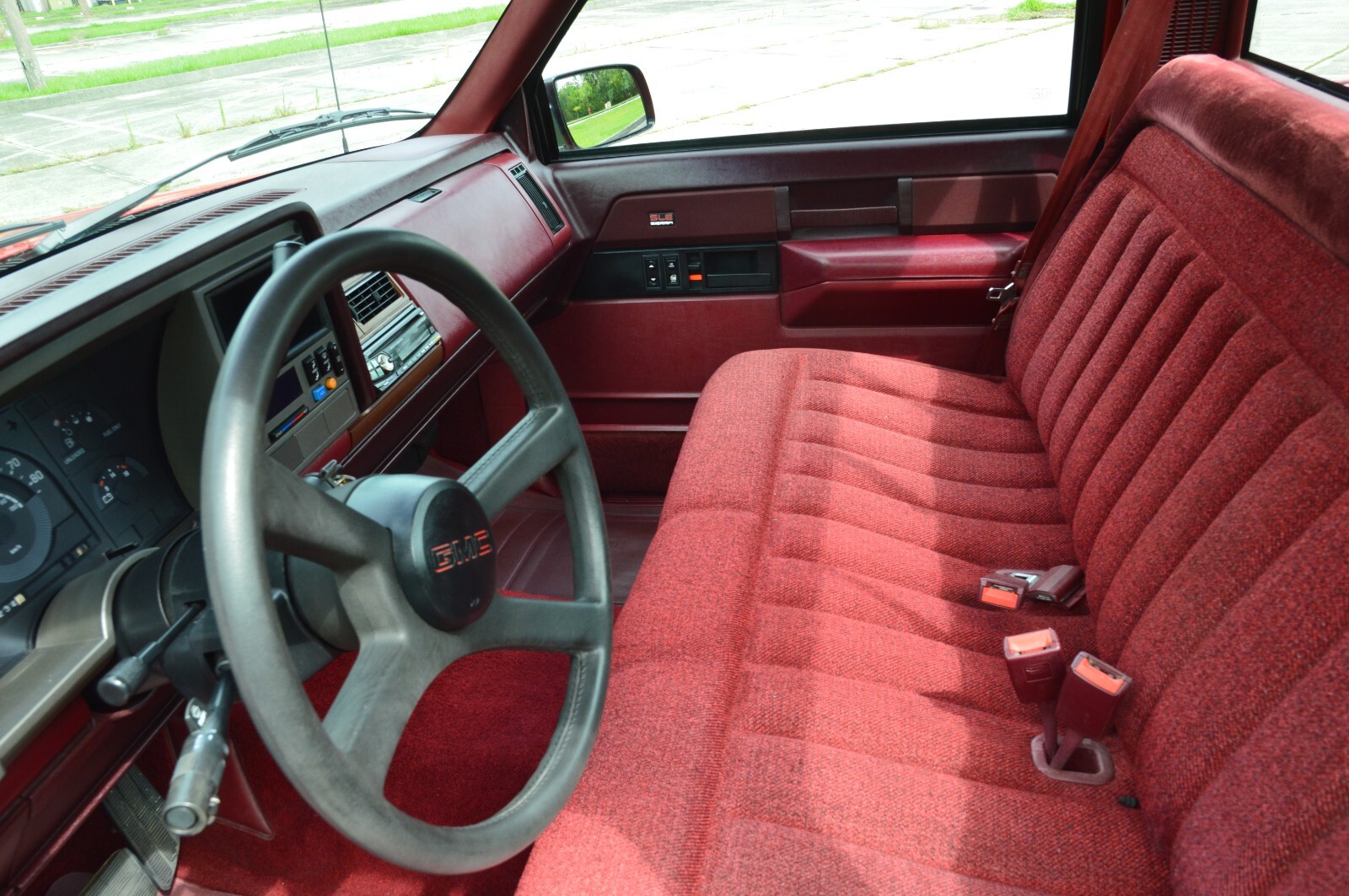 GMC-Sierra-1500-1989-Pickup-Truck-30