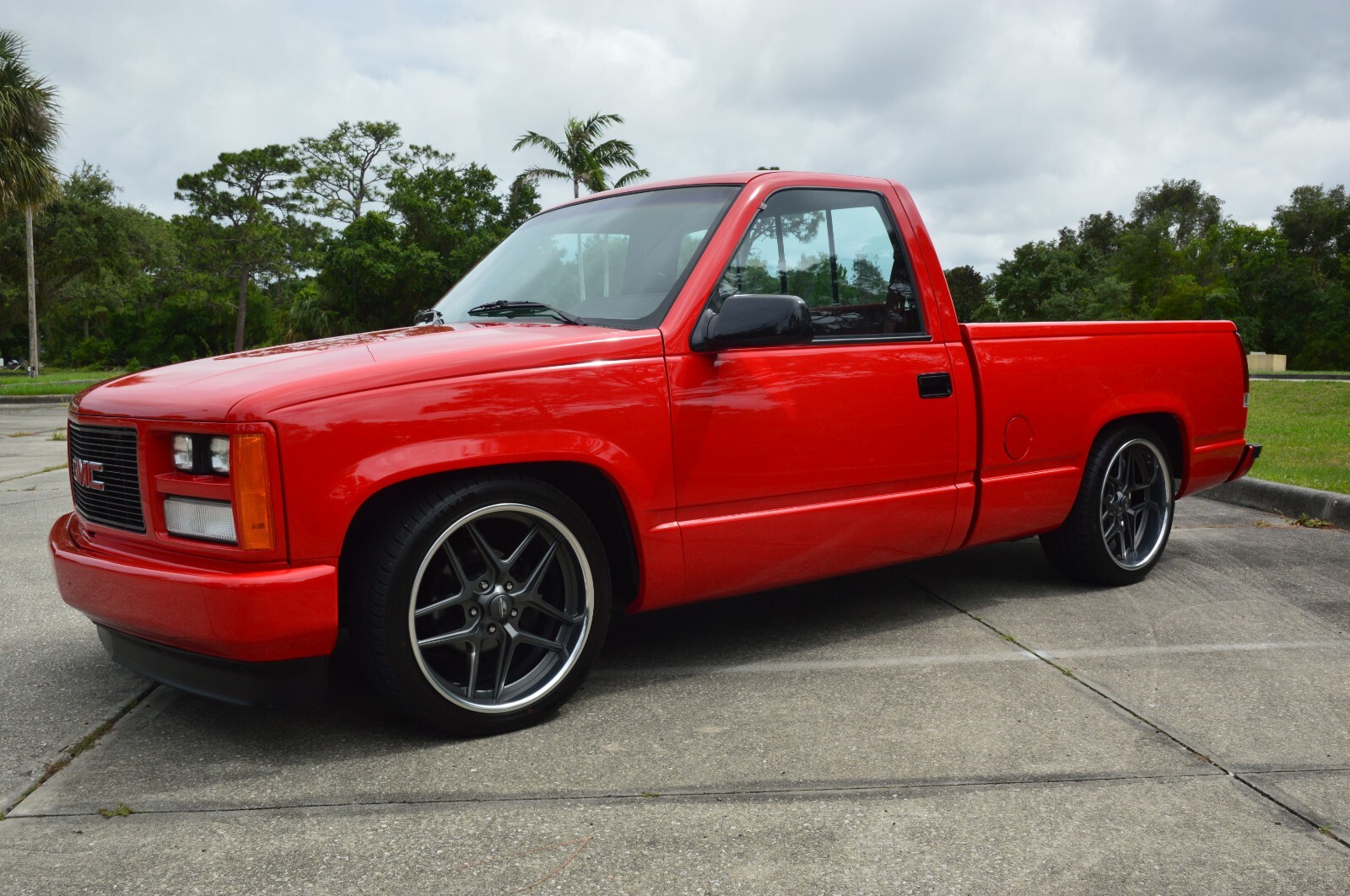 GMC-Sierra-1500-1989-Pickup-Truck-4