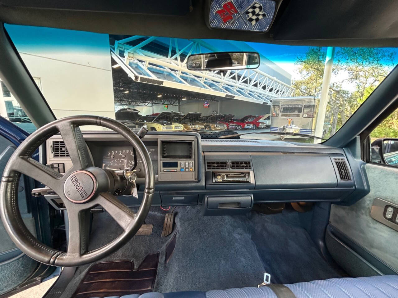GMC-Sierra-1500-1992-Pickup-Truck-14