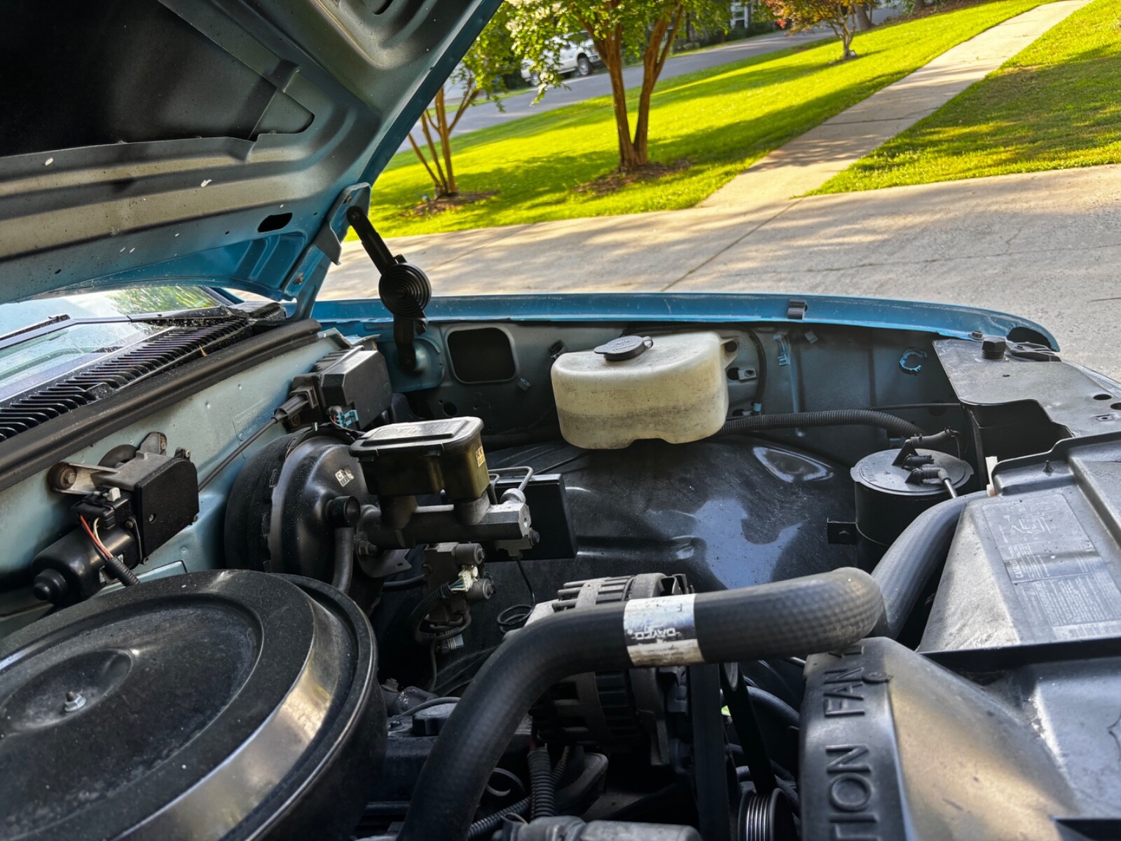 GMC-Sierra-1500-1992-Standard-Cab-Pickup-16