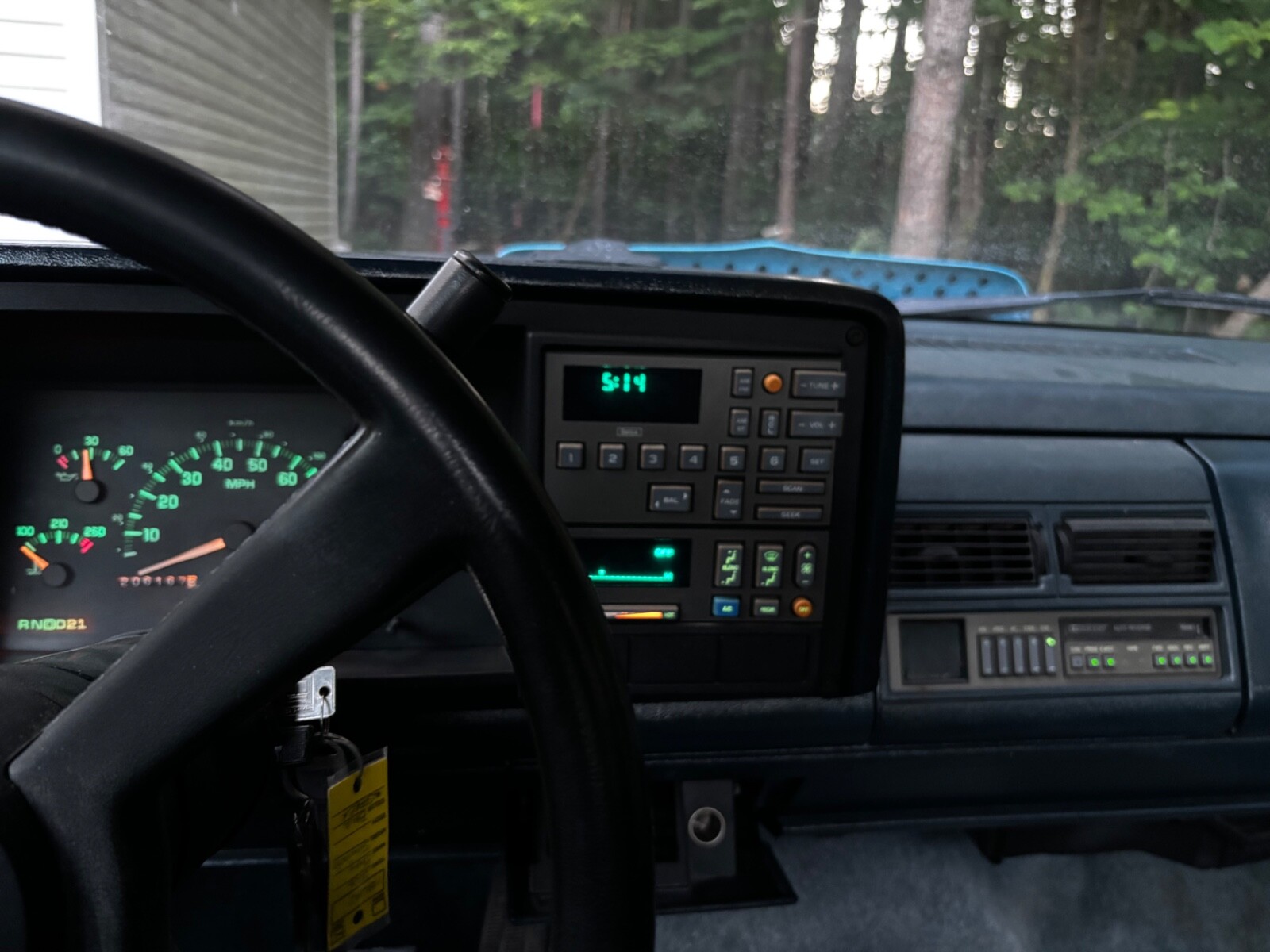GMC-Sierra-1500-1992-Standard-Cab-Pickup-23