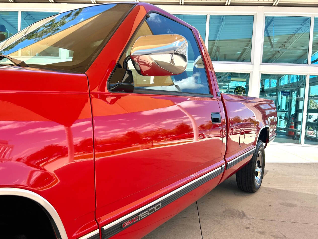 GMC-Sierra-1500-1993-Pickup-Truck-11