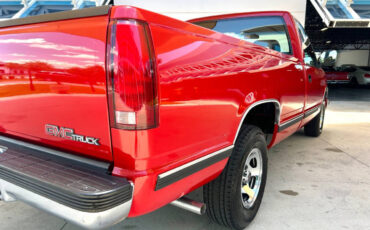 GMC-Sierra-1500-1993-Pickup-Truck-14