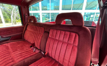 GMC-Sierra-1500-1993-Pickup-Truck-23