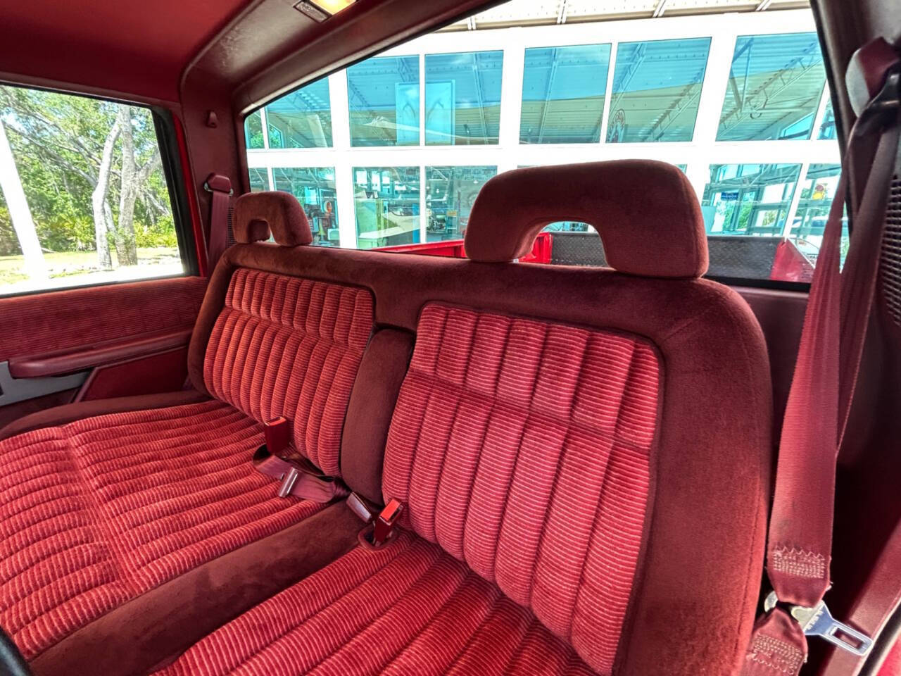 GMC-Sierra-1500-1993-Pickup-Truck-23