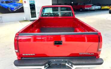 GMC-Sierra-1500-1993-Pickup-Truck-6