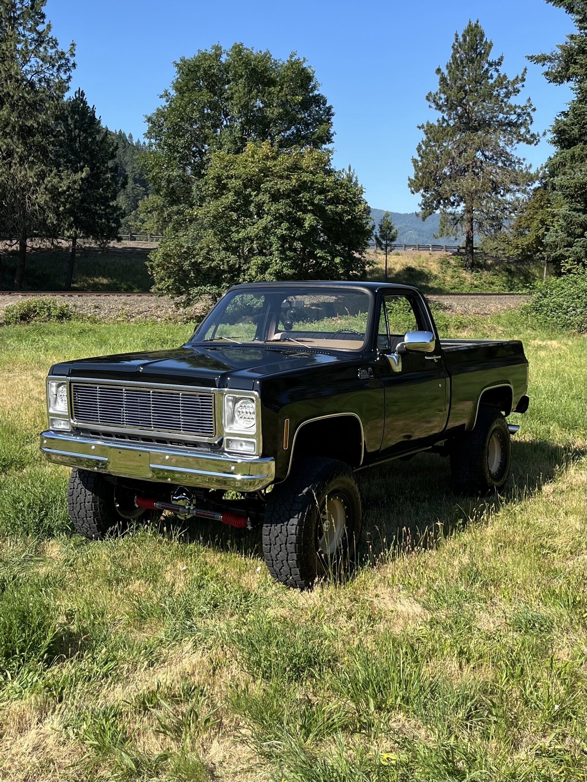 GMC-Sierra-1979-2