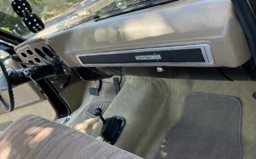 GMC-Sierra-1979-21