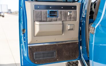 GMC-Sierra-3500-1989-Pickup-Truck-26