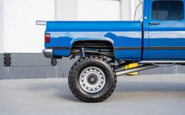 GMC-Sierra-3500-1989-Pickup-Truck-3
