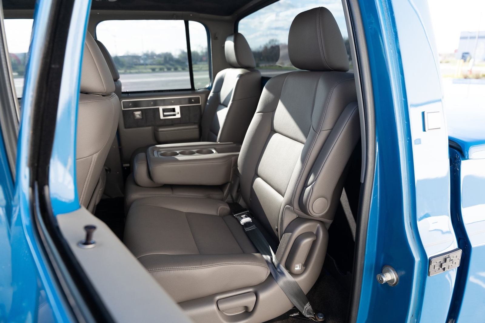 GMC-Sierra-3500-1989-Pickup-Truck-32