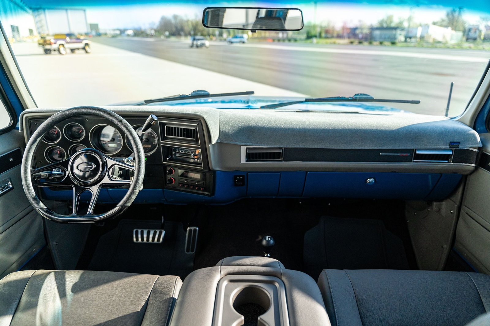 GMC-Sierra-3500-1989-Pickup-Truck-36