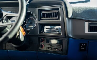GMC-Sierra-3500-1989-Pickup-Truck-38