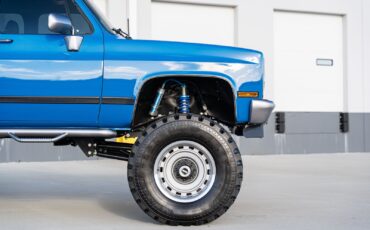 GMC-Sierra-3500-1989-Pickup-Truck-4