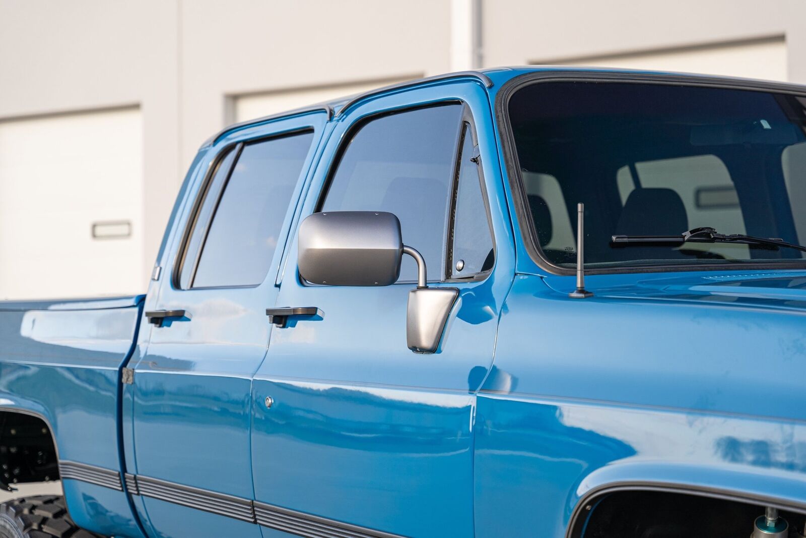 GMC-Sierra-3500-1989-Pickup-Truck-5