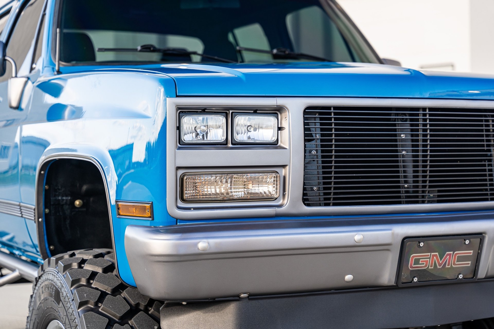 GMC-Sierra-3500-1989-Pickup-Truck-6