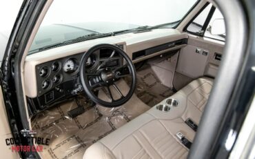 GMC-Sierra-C1500-1986-Truck-2