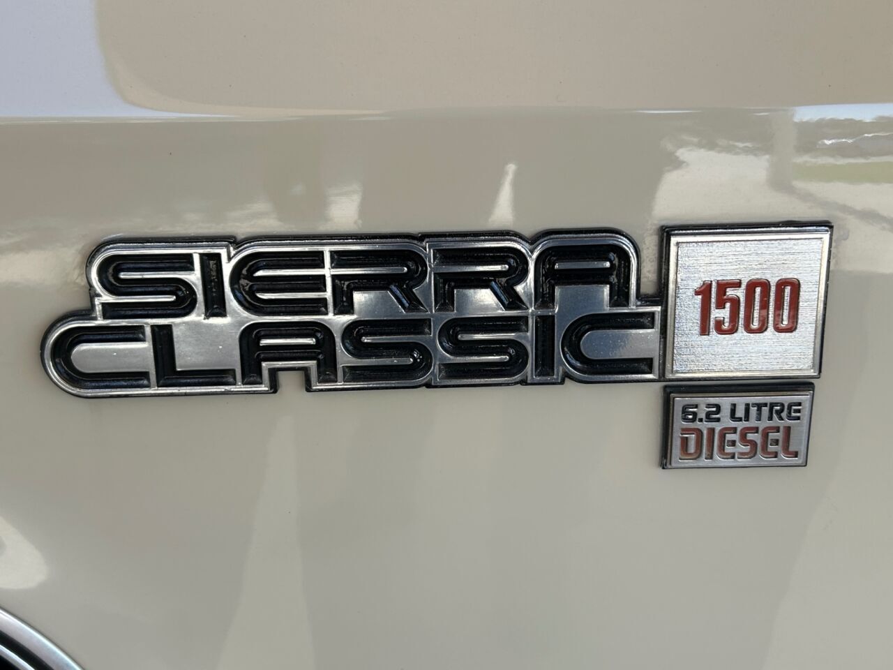 GMC-Suburban-1986-SUV-10