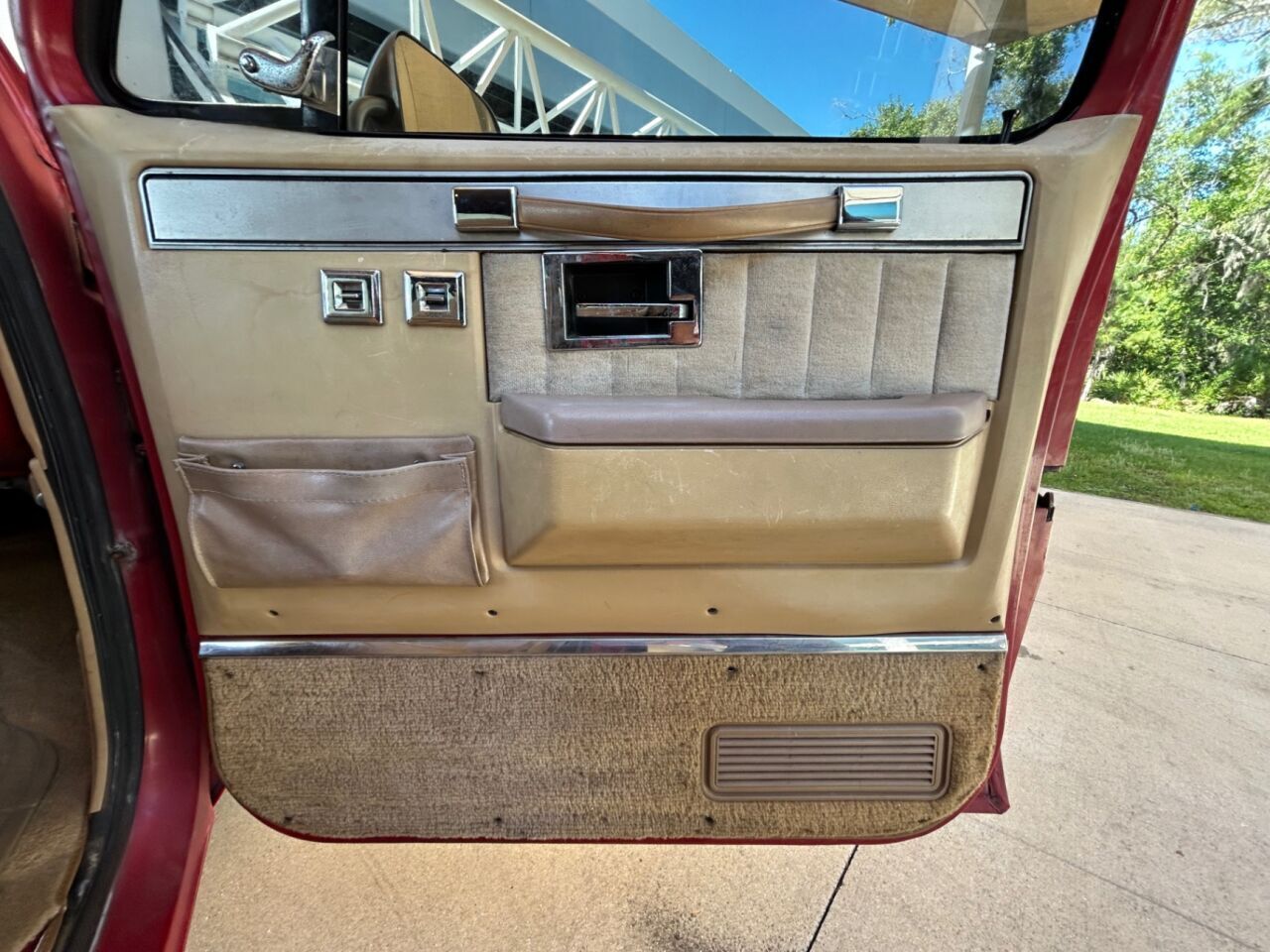 GMC-Suburban-1986-SUV-18