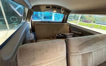 GMC-Suburban-1986-SUV-23