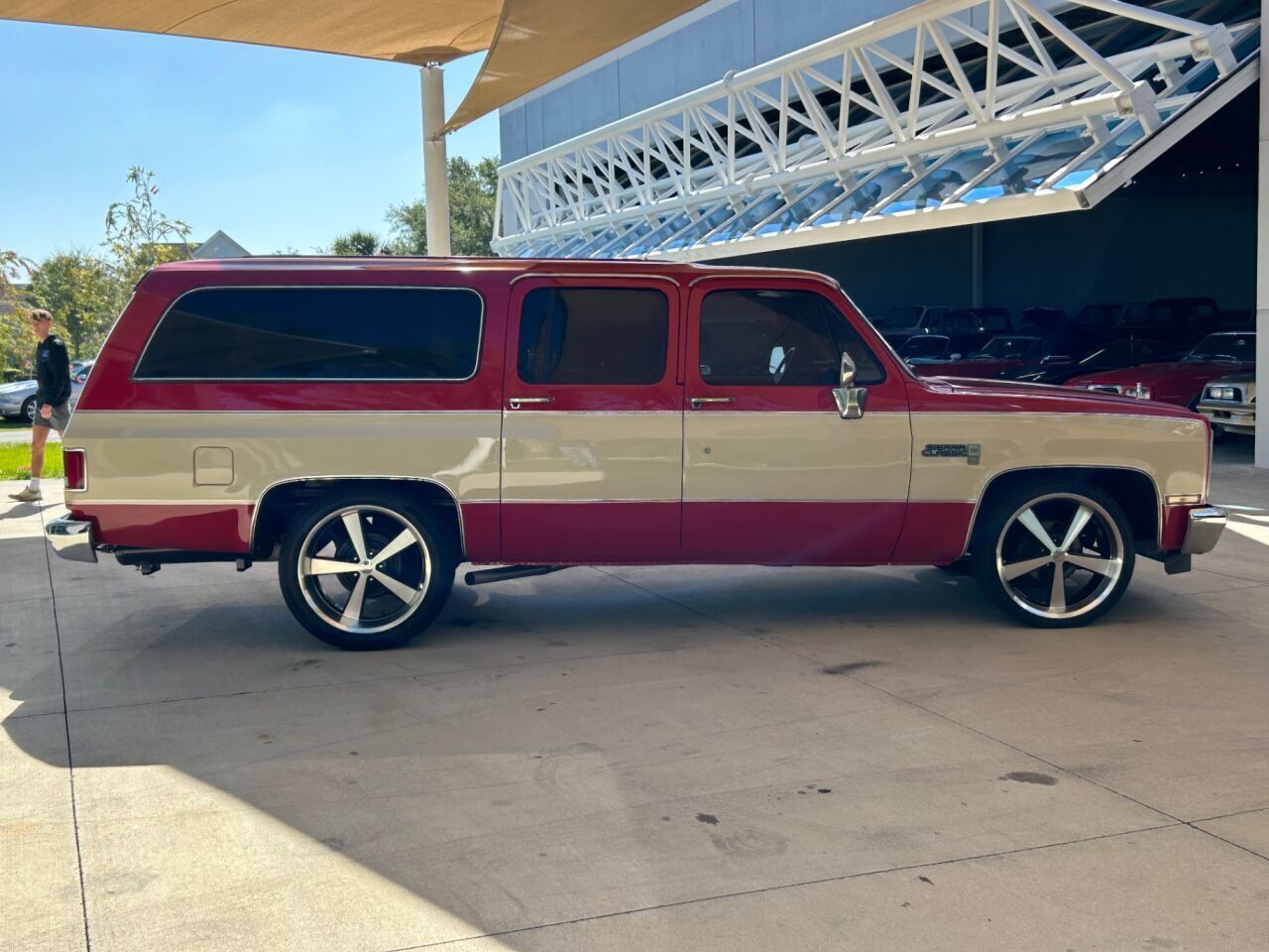 GMC-Suburban-1986-SUV-3