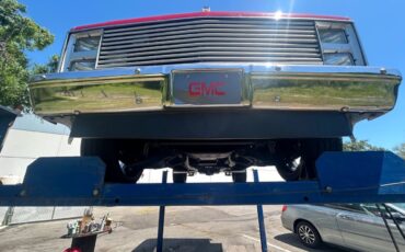GMC-Suburban-1986-SUV-34