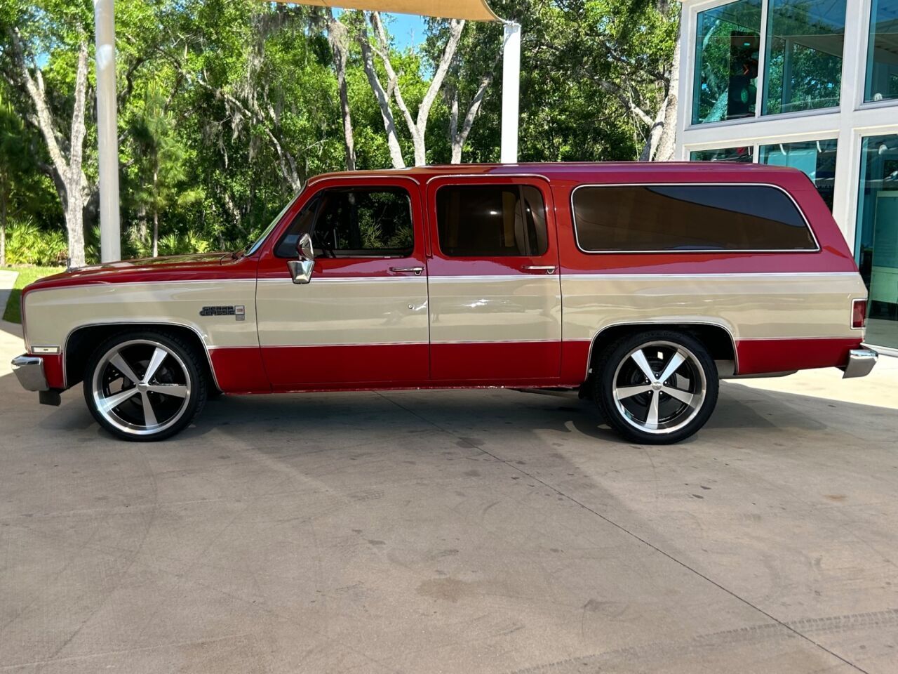 GMC-Suburban-1986-SUV-7