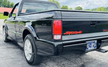 GMC-Syclone-1991-13