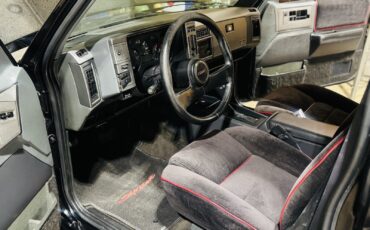 GMC-Syclone-1991-16