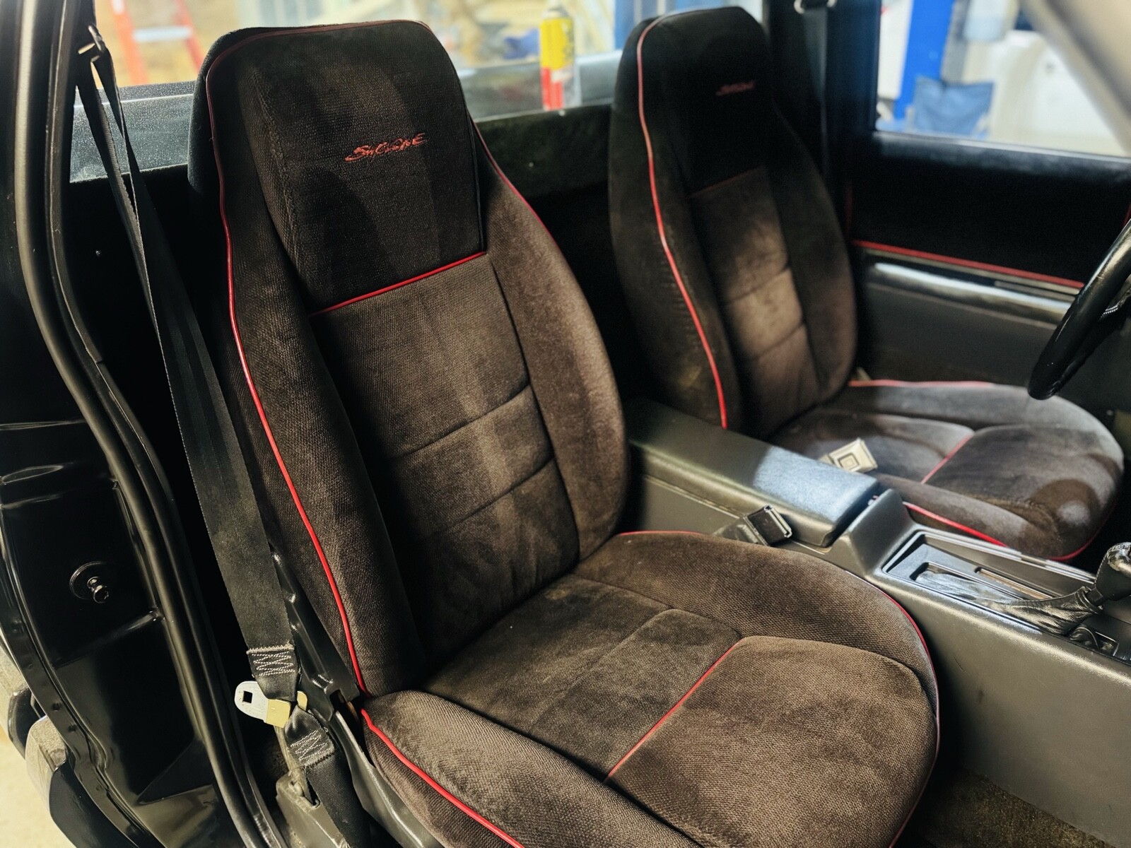 GMC-Syclone-1991-19