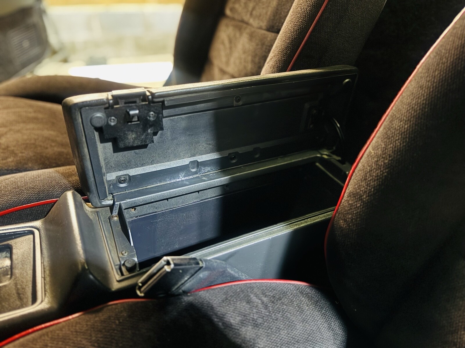 GMC-Syclone-1991-27