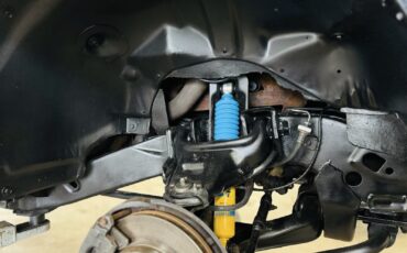 GMC-Syclone-1991-35