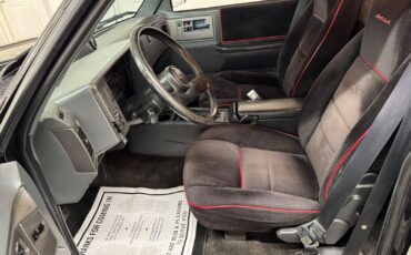 GMC-Syclone-1991-Pickup-30