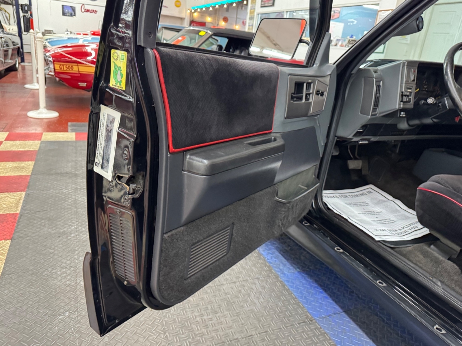 GMC-Syclone-1991-Pickup-34
