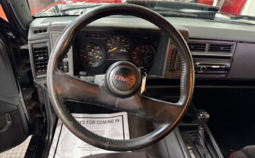GMC-Syclone-1991-Pickup-35